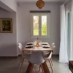 Amfitriti's * Naxos City